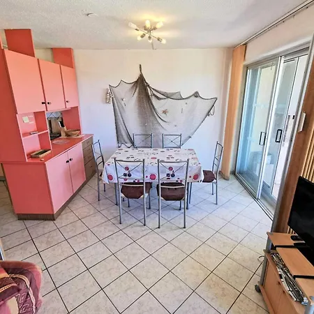 Apartment La Sardane - 2 Pieces 5 Couchages Mae-2404 *